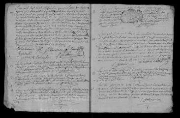 11 vues Registre paroissial. Baptêmes, mariages, sépultures (1716-juillet 1720)