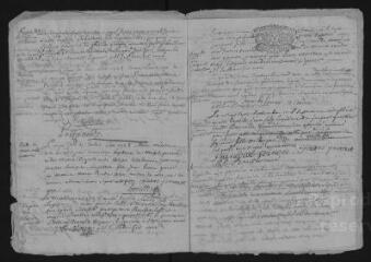 7 vues  - Registre paroissial. Baptêmes, sépultures (décembre 1727) ; baptêmes, mariages, sépultures (janvier-décembre 1728) (ouvre la visionneuse)