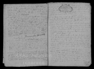 7 vues Registre paroissial. Baptêmes, mariages, sépultures (février 1709-septembre 1710)