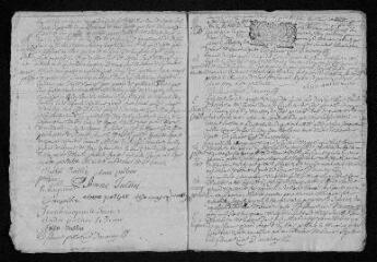 9 vues  - Registre paroissial. Baptêmes, mariages, sépultures (1698) - Baptêmes, sépultures (1699) (ouvre la visionneuse)