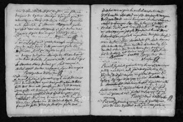 13 vues Registre paroissial.Baptêmes, mariages, sépultures (avril-décembre 1745) - Baptêmes, sépultures (janvier-février 1746)