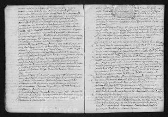 11 vues  - Registre paroissial.Baptêmes, mariages, sépultures (mars-novembre 1707) (ouvre la visionneuse)