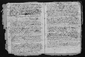 33 vues Registre paroissial. Baptêmes, sépultures (septembre-décembre 1686) - Baptêmes, mariages, sépultures (1685-août 1686)